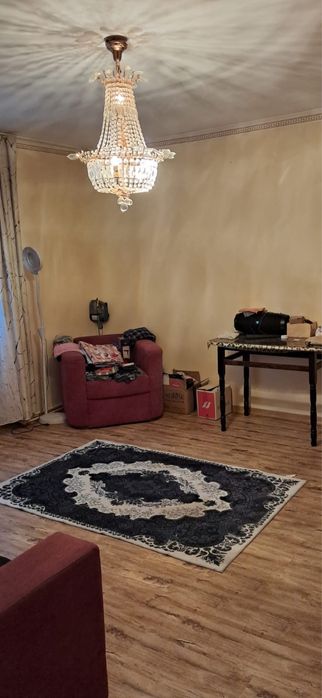 Inchiriez apartament