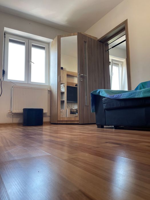 Apartament Cu Doua Camere Zona ACR