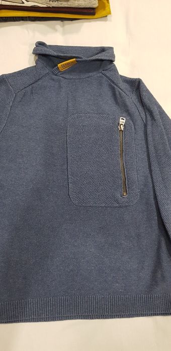 Жилетка Waikiki и пуловерче  Zara 7-8г.