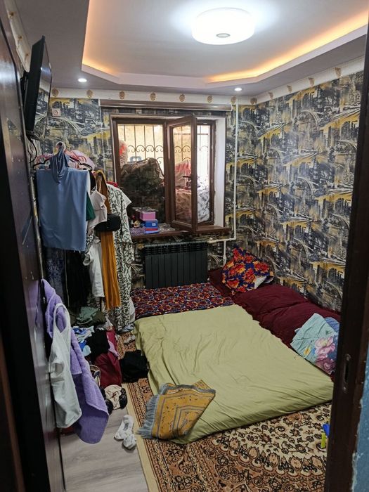 квартира.2/2/4.с ремонтом.рисивий базар.бакалей