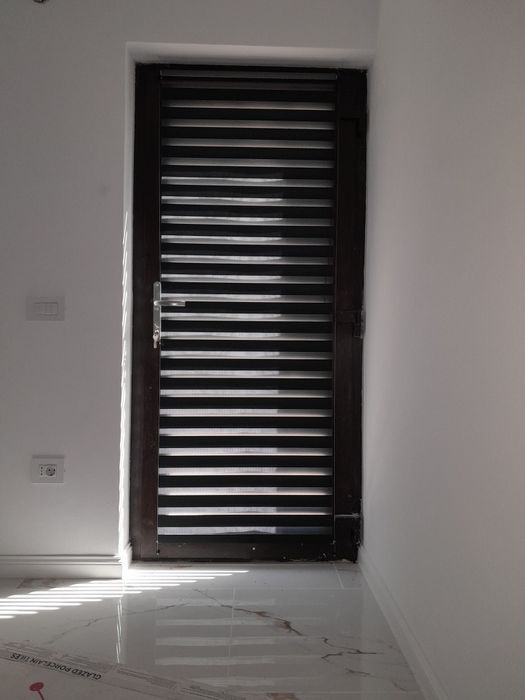 Rolete zi / noapte cu casetare antracit