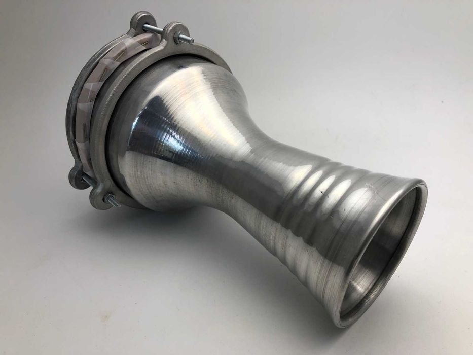 Продавам тарамбука