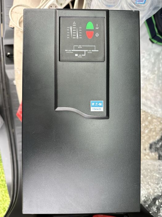 UPS EATON 3000 VA / 2700W - топ състояние