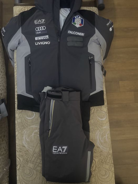 Ea7 ски яке панталон парка национален отбор  Италия