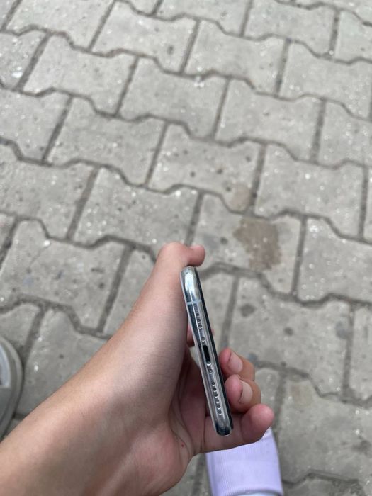 Продам Айфон хс 64гб акб 75%