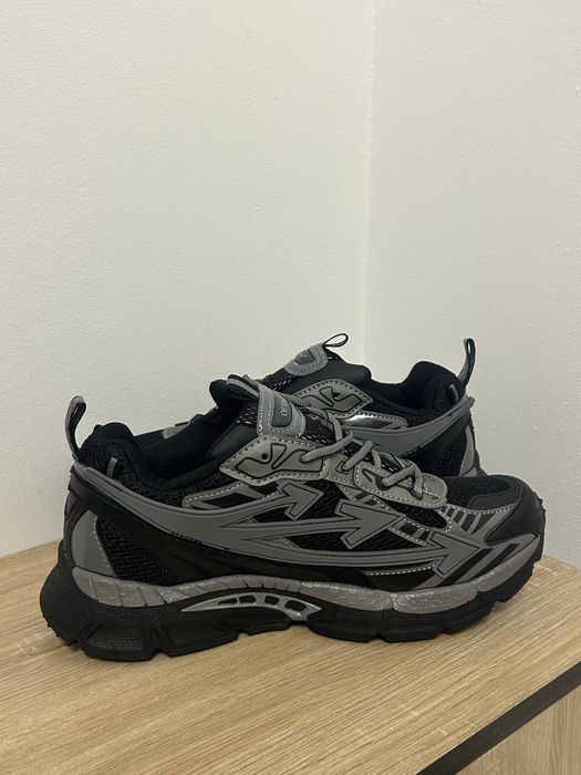 Off white be right back