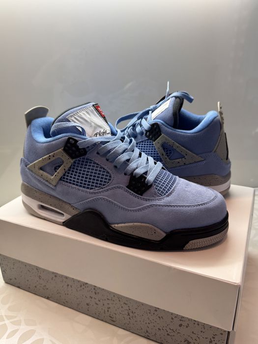 Jordan 4 UNC University Blue 43 Номер Кецове + Кутия