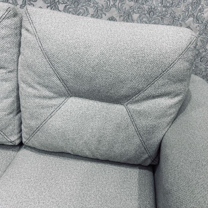 Продам диван срочнооо!