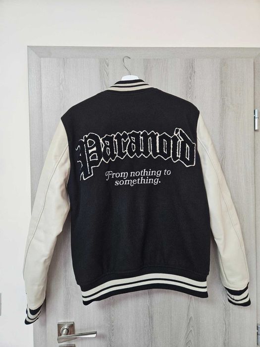 Ефектно бомбър яке с кожени ръкави на Black squad - Paranoid society