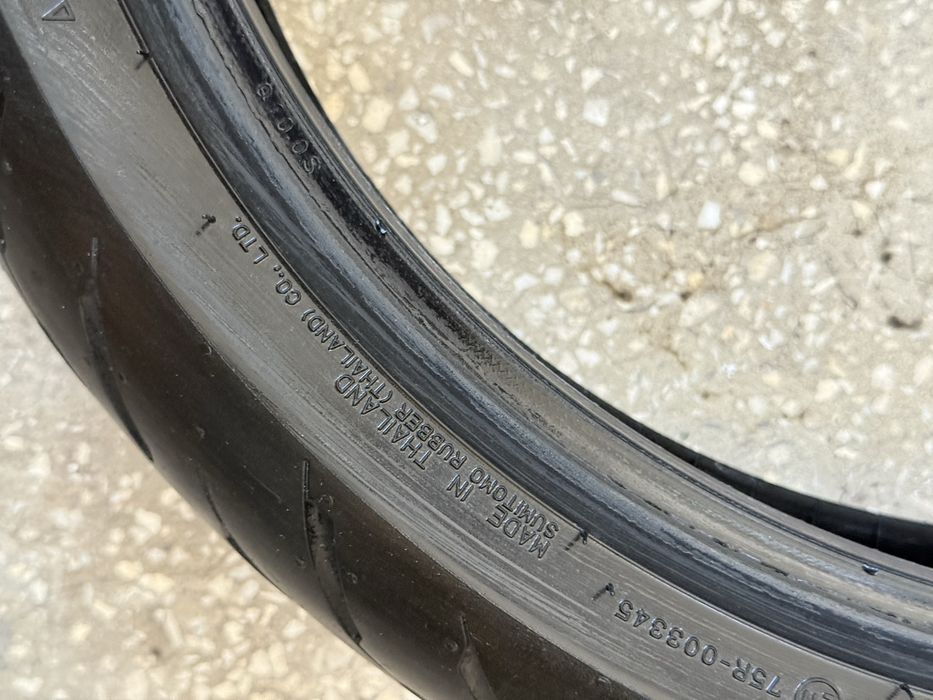 Anvelope Moto Dunlop SPORTMAX GPR-300F dimensiuni 110 70 R17 si 150 60 R17  DOT2022 kawasaki honda yamaha