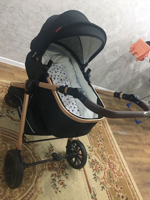 Коляска сатам новый