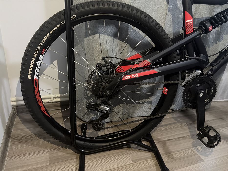 B’twin Rockrider 520s