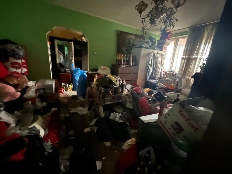 Debarasare moloz apartamente garsoniere