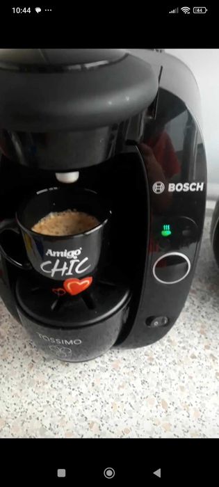 Expresor Bosch + 16 capsule de cafea Tassimo