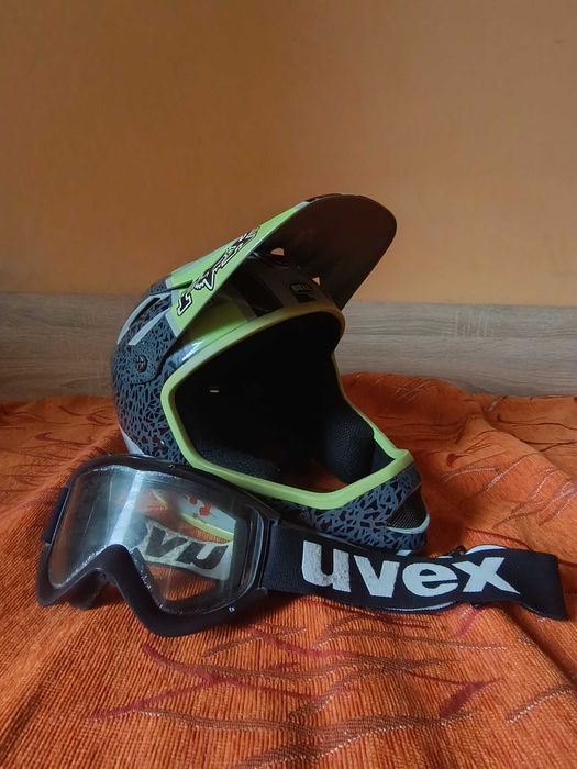 Каска BELL + Очила UVEX