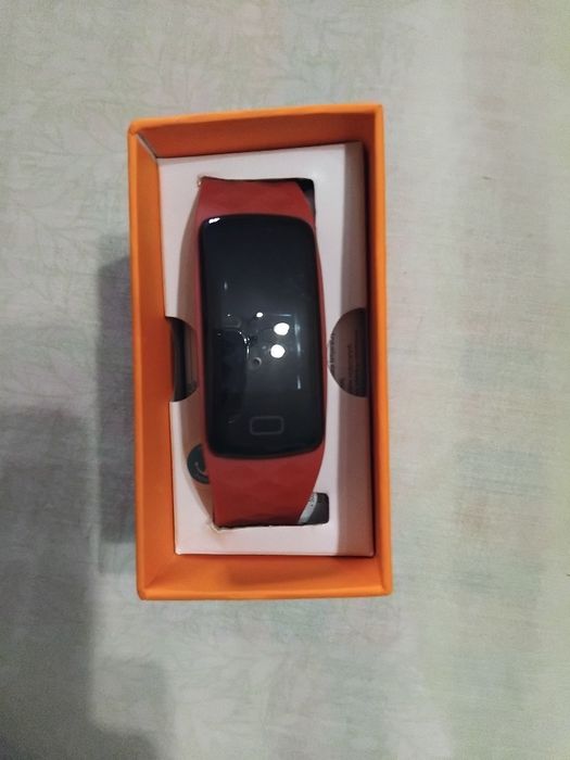 Продам электронные часы