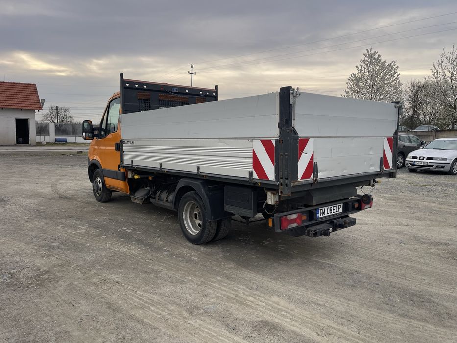 Vand Iveco basculabil