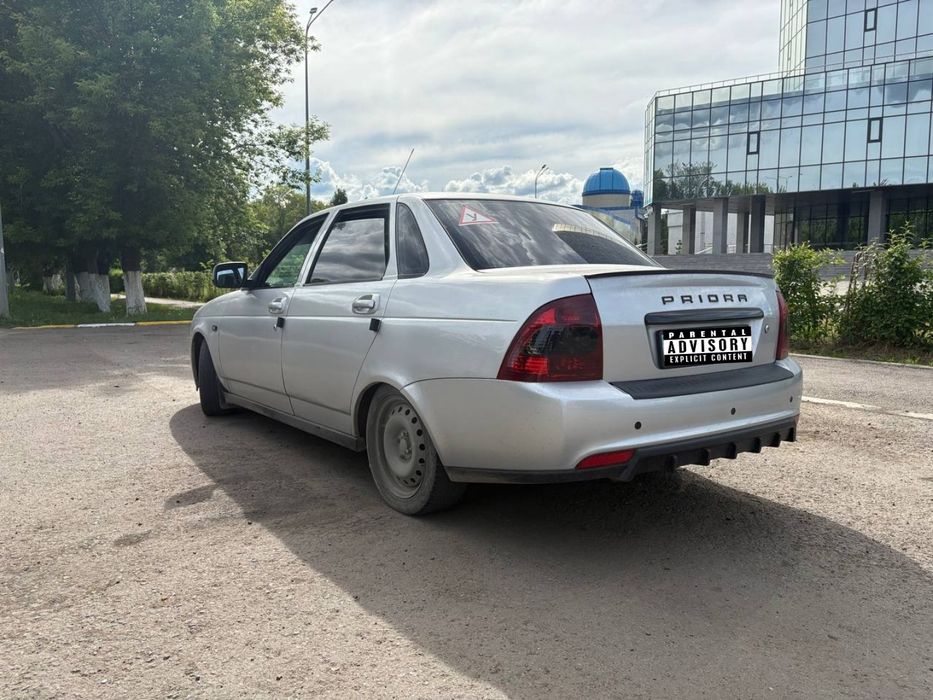 Lada Priora седан