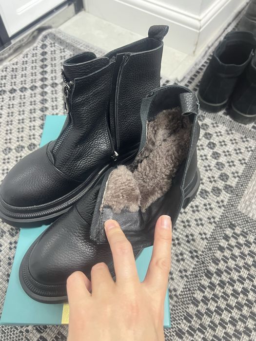 Новые зимние ботинки