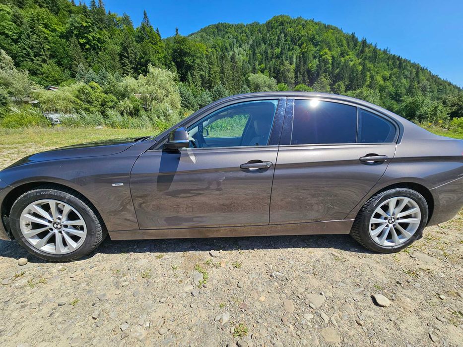 BMW F30 318d Modern Line