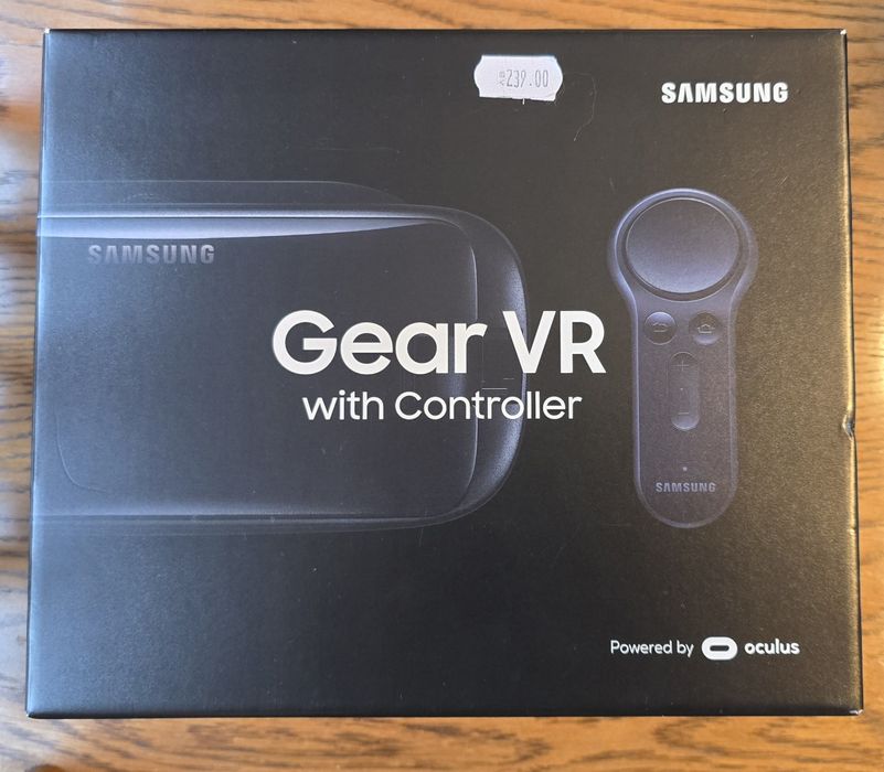 Samsung Gear VR with controller, SM-R324