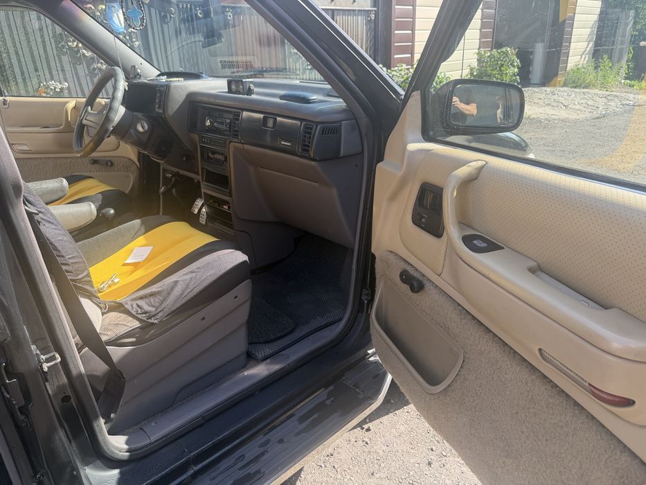 Продам Chrysler Voyager 1991 2.5