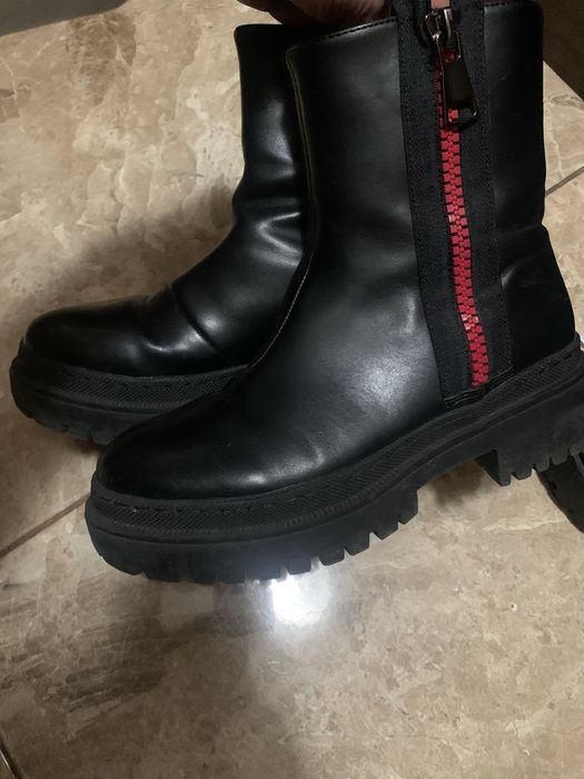 Боти, ботуши, чизми, кубинки