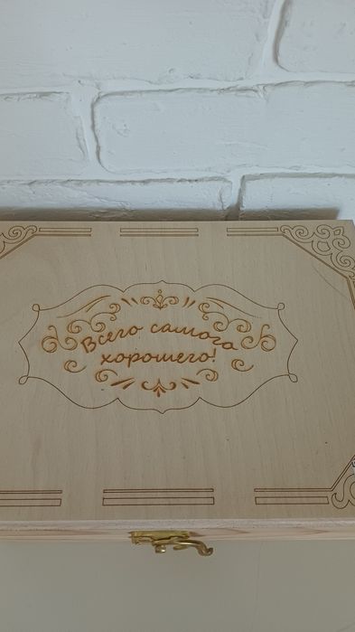 Шкатулка из дерева