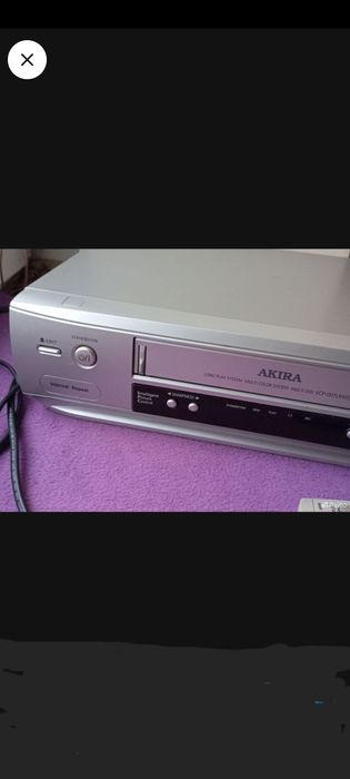 Продам видемагнитофон рабочий