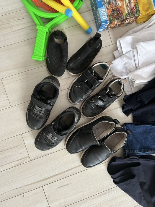 Продам детские вещи