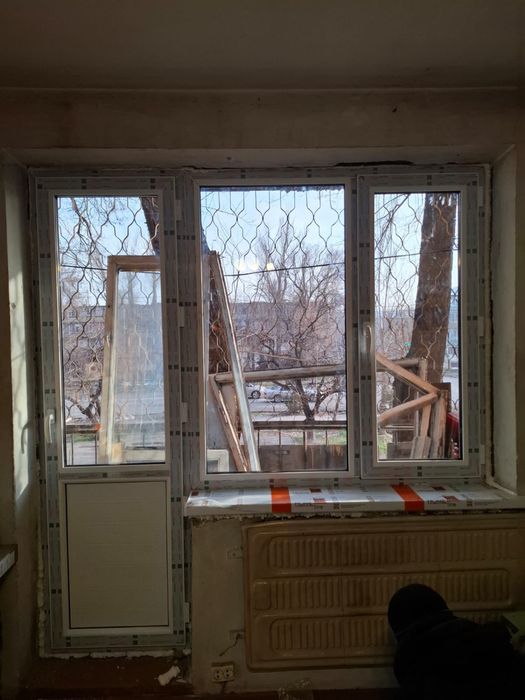 Пластиковые окна,витраж,стекла,балконы