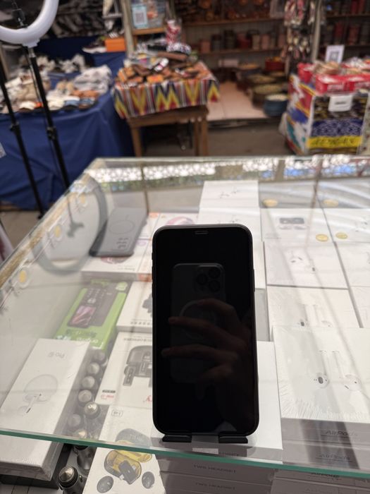 Iphone 11 128gb qora