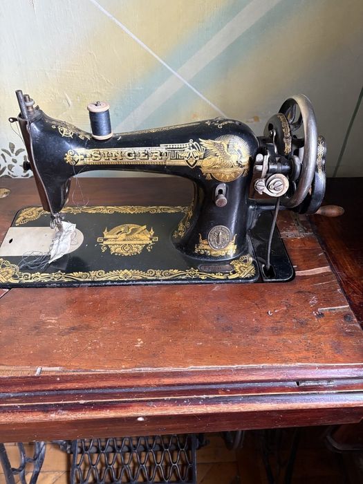 Швейная машина «Зингер» 200 долларов.Не далеко от базара «Аския»