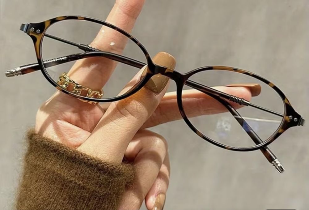 Очки с диоприей -3