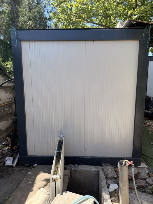 Container locuit
