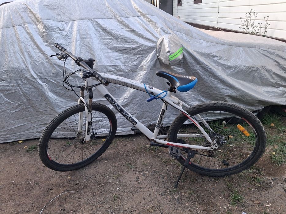 Вилык бар сатам бағасы келсымлы келып көргендер жырмамын болары екымын