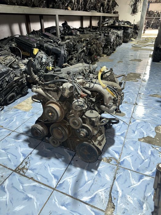 Двигатель mercedes benz m102 2.0l 2.3l