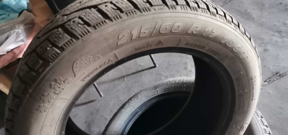 Продам не дорого зимние шипованые шины