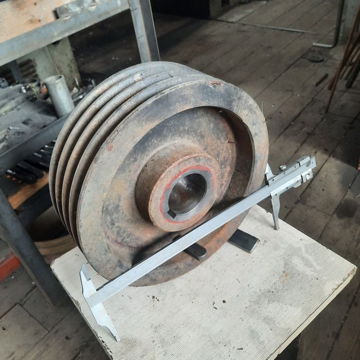 Шкив трёх ручиевый