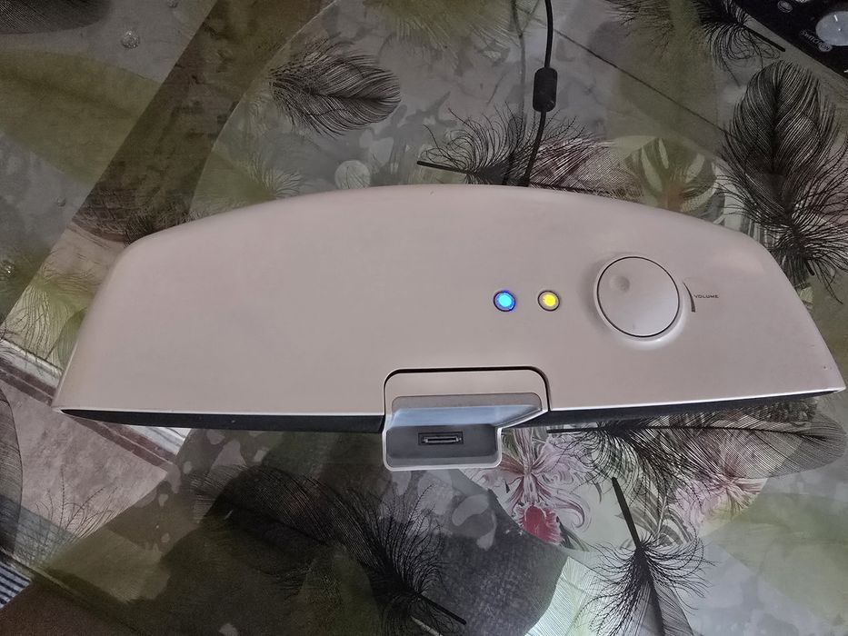 Vând boxă creative cu subwoofer