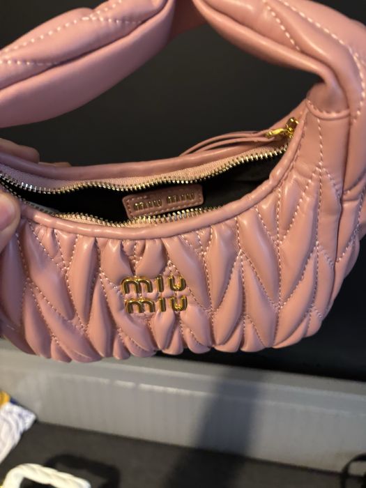 Geanta Miu Miu Mini Wander Matelasse HandBag