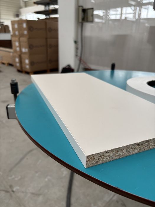 Кантираща с предфрезоване и корнер 2014г., топ състояние