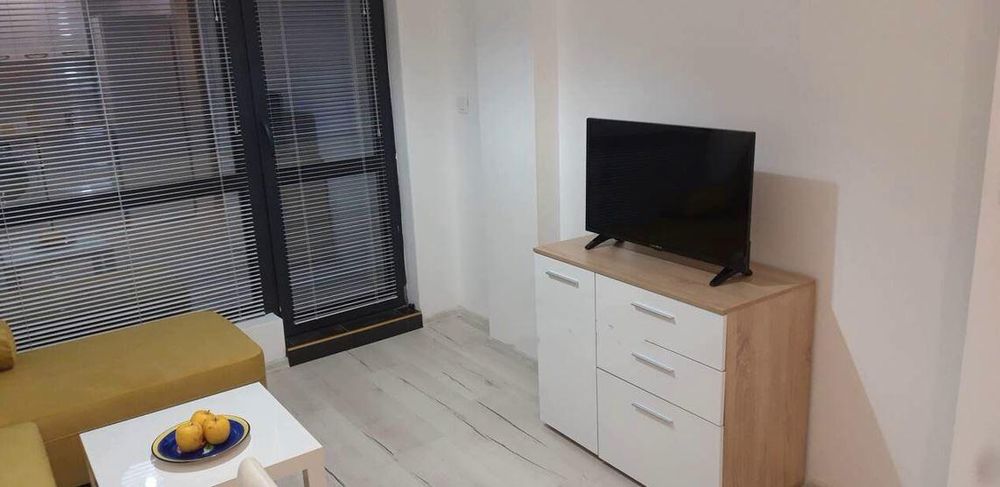 Дава се под наем Двустаен апартамент в Варна, Зимно кино Тракия - 40 кв.м за 550 € - Снимка #3