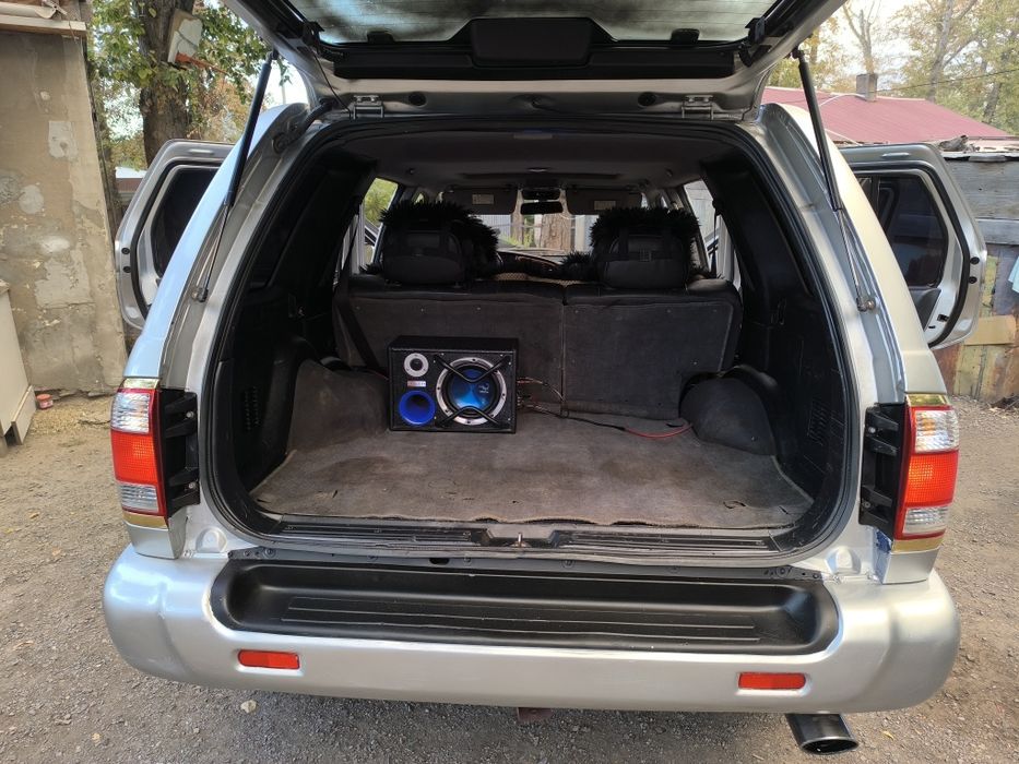 Продам джип Nissan Pathfinder