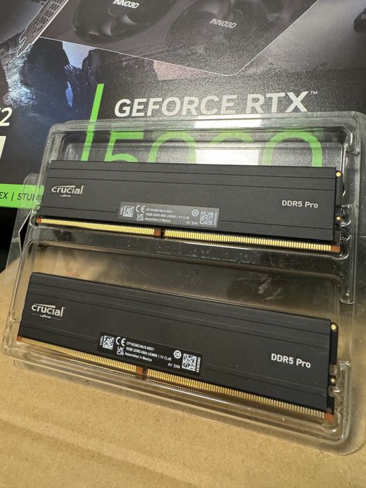 Memorie ram pc calculator 32gb DDR5 2x16GB CRUCIAL PRO 5600mhz