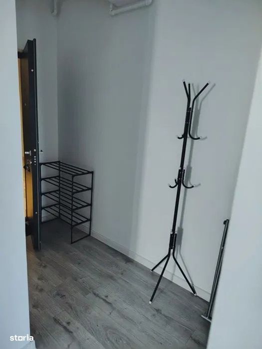 Etaj 1 ap 2 camere 44mp mobilat si utilat zona Cartier Visoianu