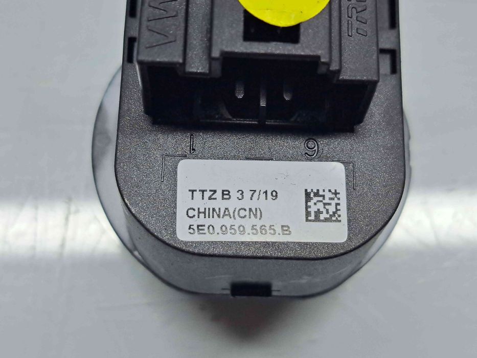 Buton reglaj oglinzi Skoda Octavia 3 Combi (5E5) [Fabr 2012-prezent]