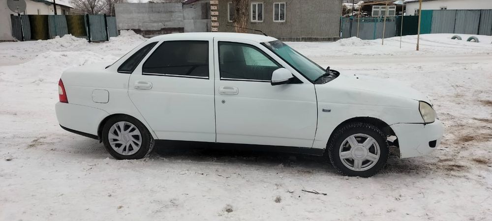 Лада Приора 2012