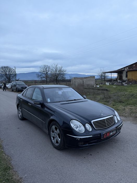 Mercedes E320 w211