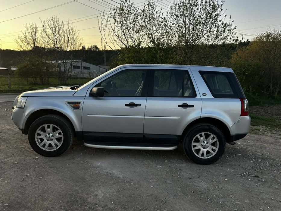 Land rover, recent adus din Uk